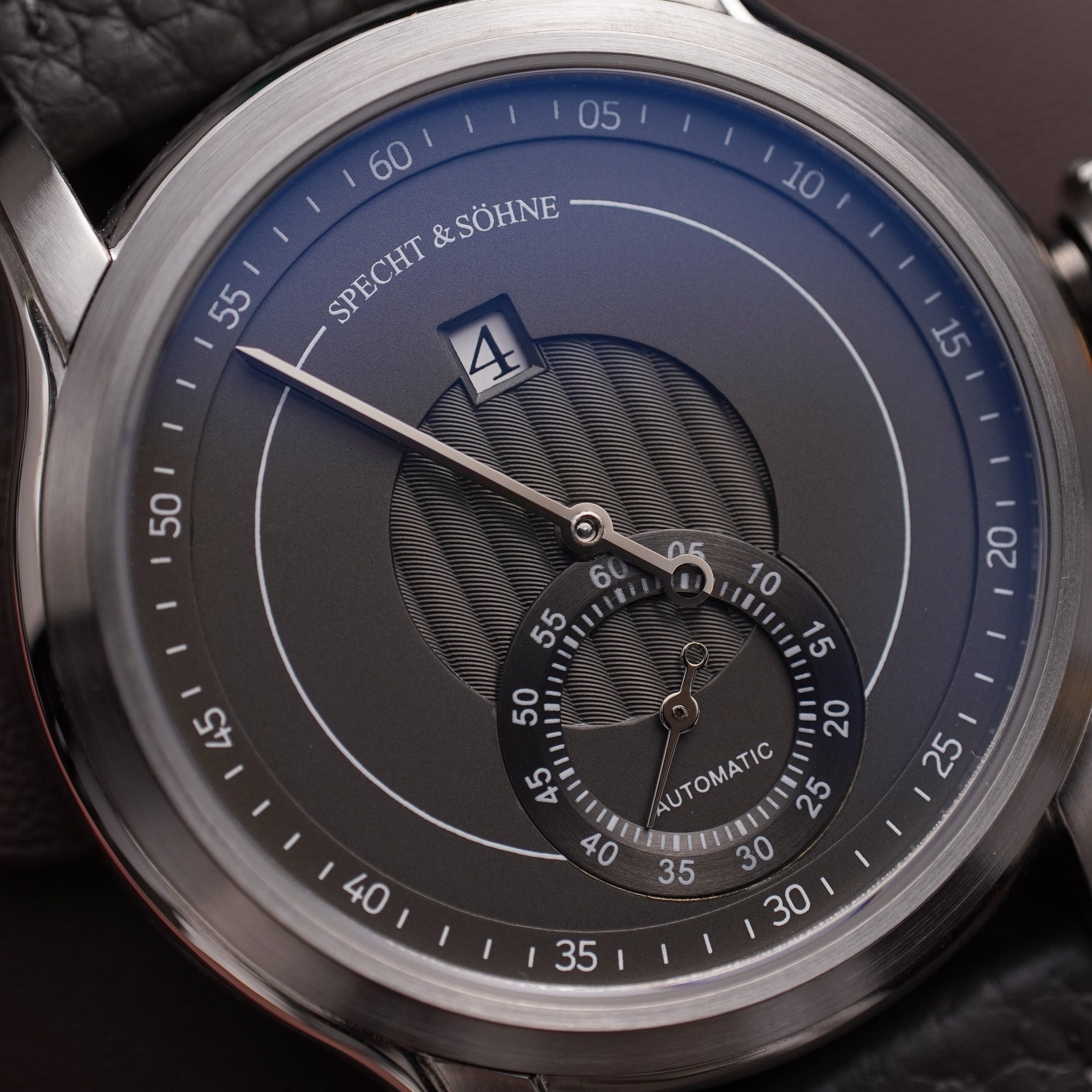 Specht & Söhne SP2652A Jump Hour Automatic