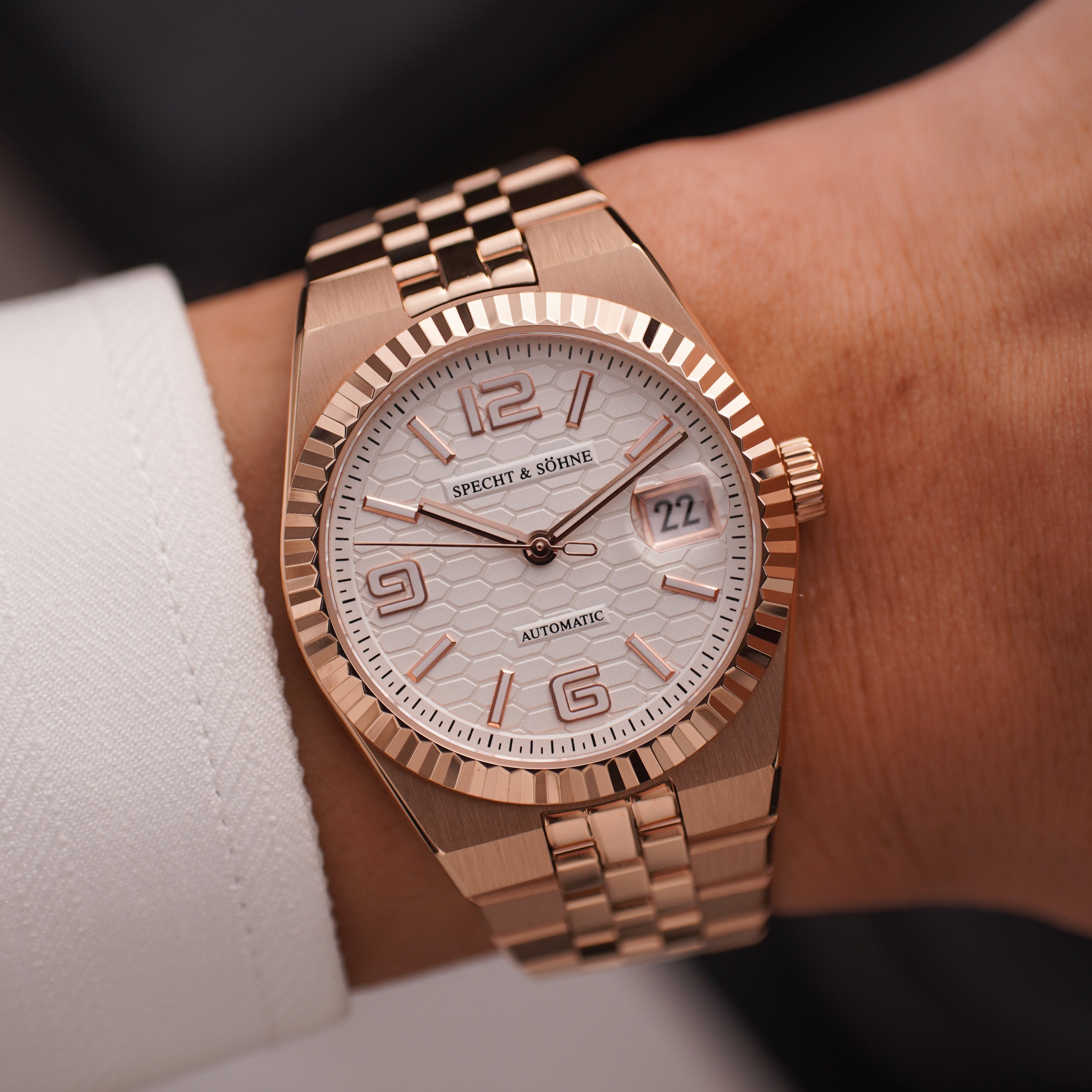 Specht & Söhne SP0043A Land-Dweller Automatic